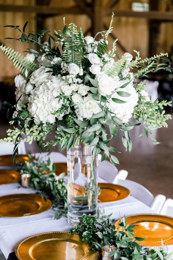 wedding table decor by evansville florist emerald design for a wedding at farmer and frenchman in henderson county kentucky, photos by shillawna ruffner photography